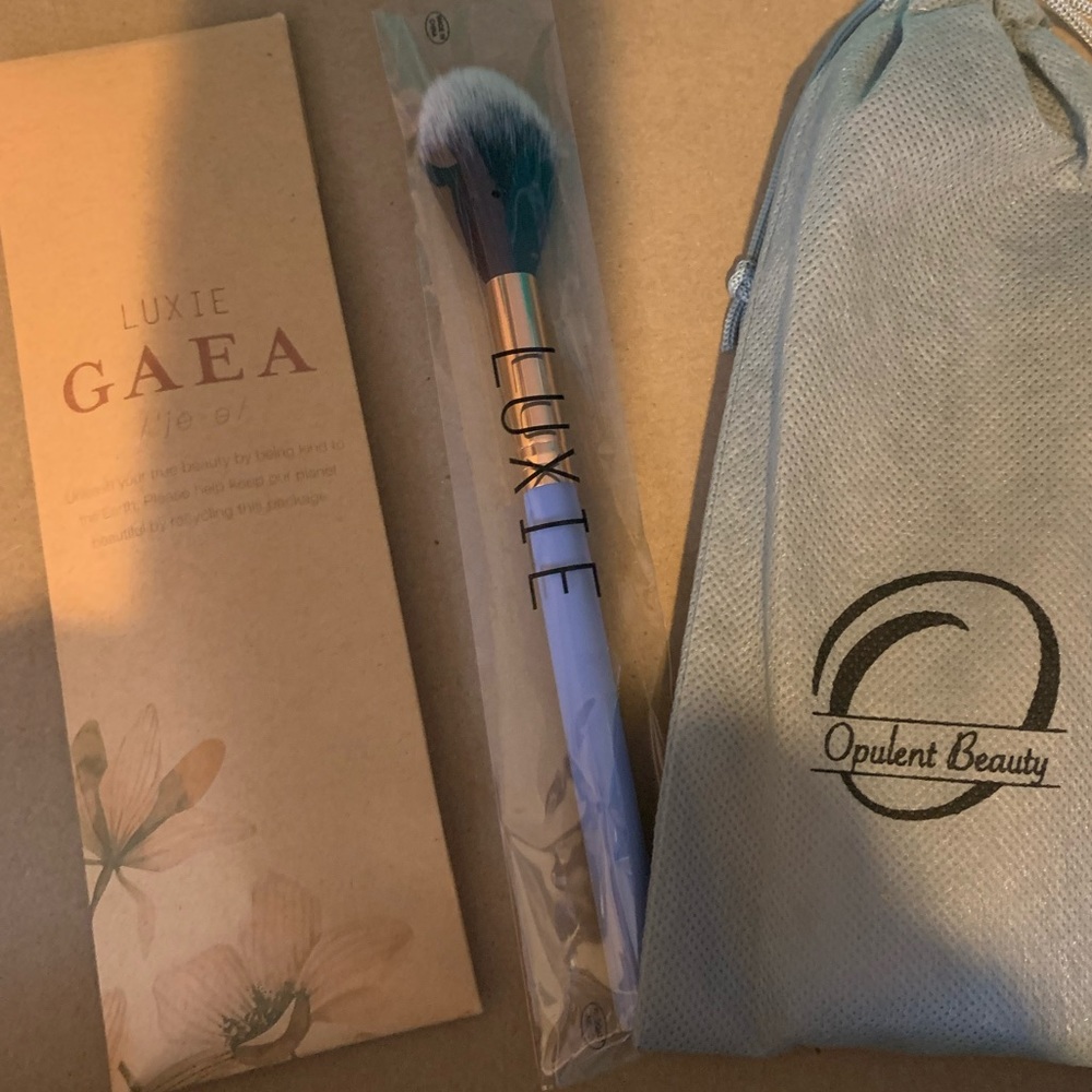 LUXIE 640 PRO PRECISION TAPERED BRUSH NIB